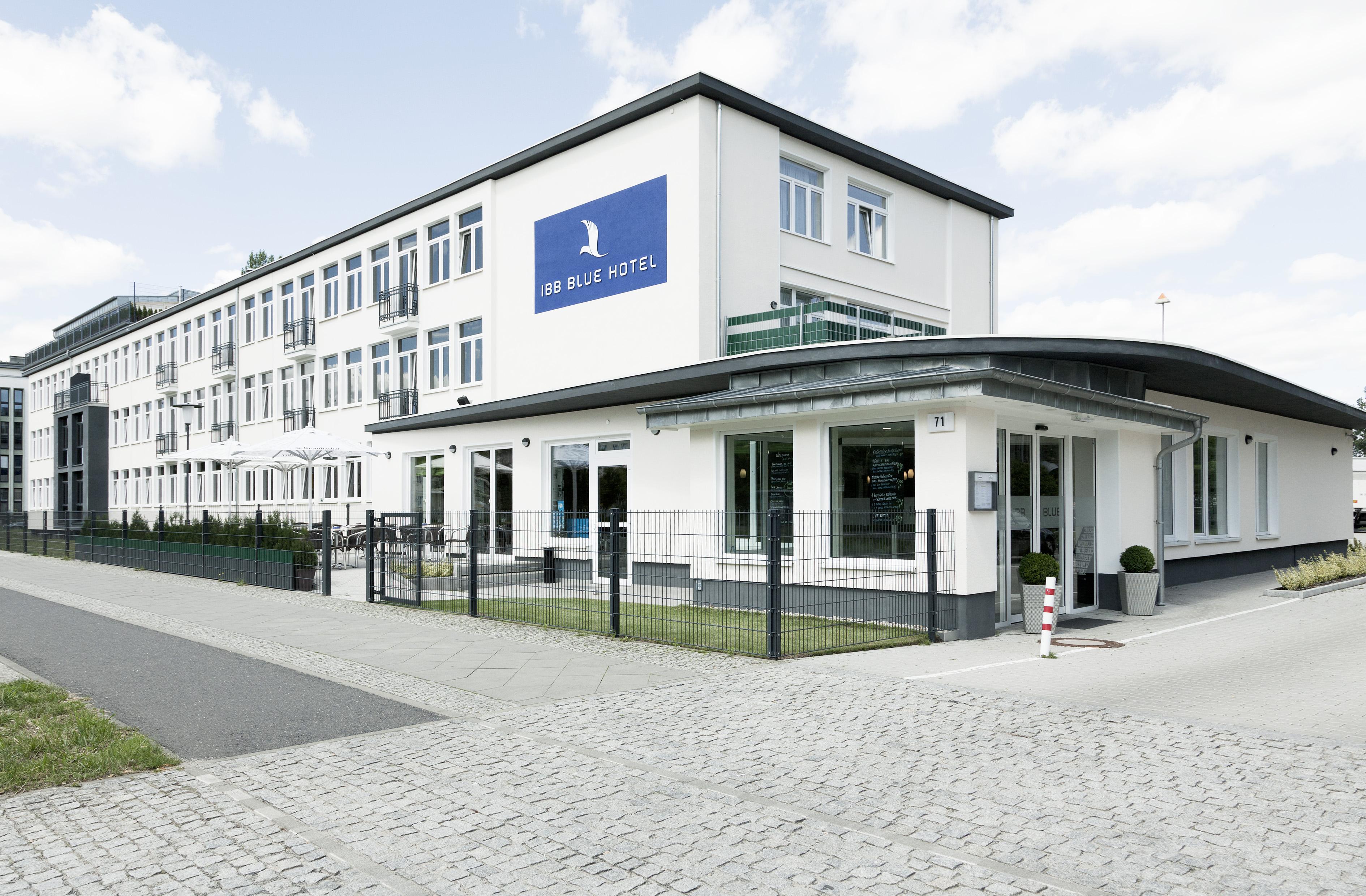 IBB Hotel Berlin-Airport Buitenkant foto