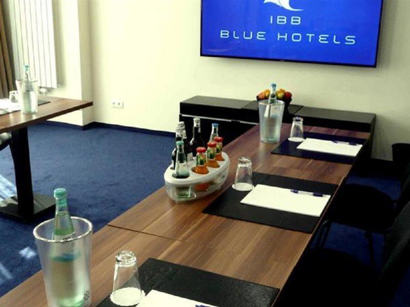 IBB Hotel Berlin-Airport Buitenkant foto